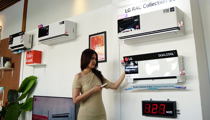 AC AI